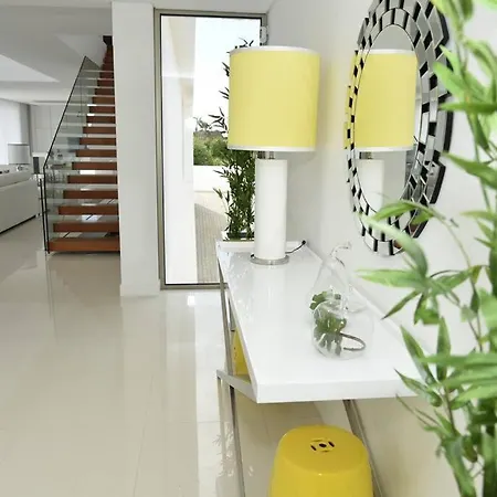 Villa New Amazing In Albufeira