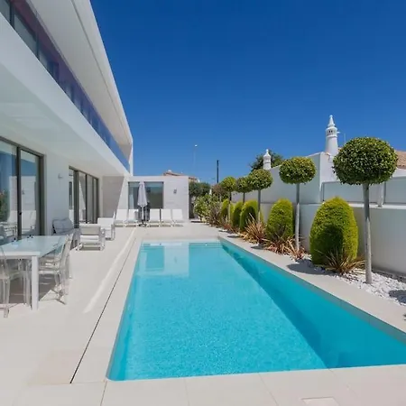 New Amazing In Albufeira *