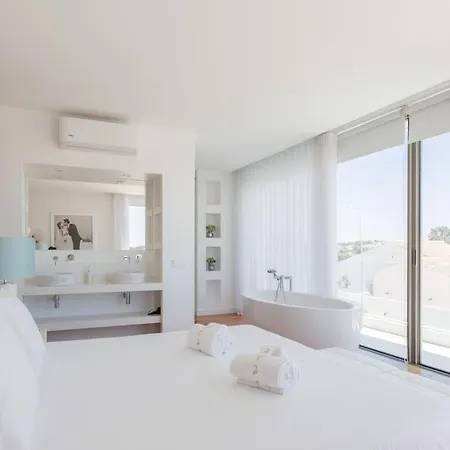 New Amazing In Albufeira 빌라